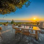 Blue Horizon Villa *