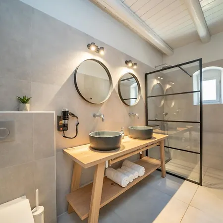 Blue Horizon Villa *