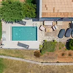 Blue Horizon Villa Tzamarelata